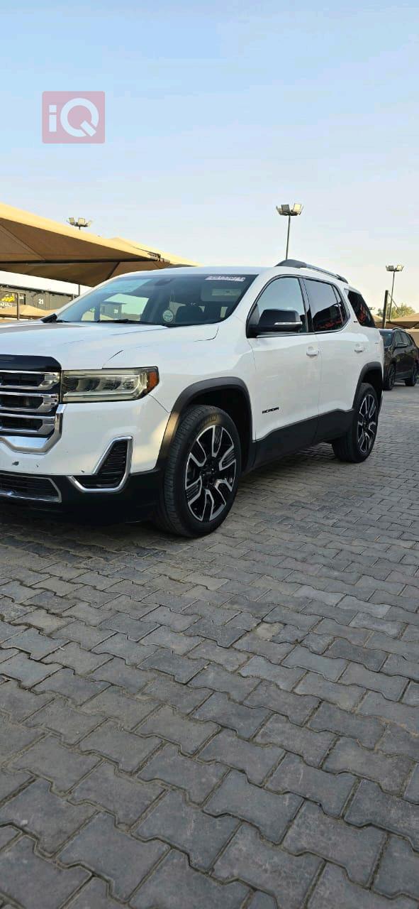 جی ئێم سی ئەکادیا